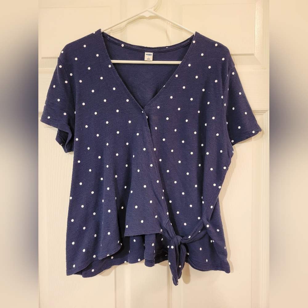 Navy blue/white polka-dot wrap top. Size large.
